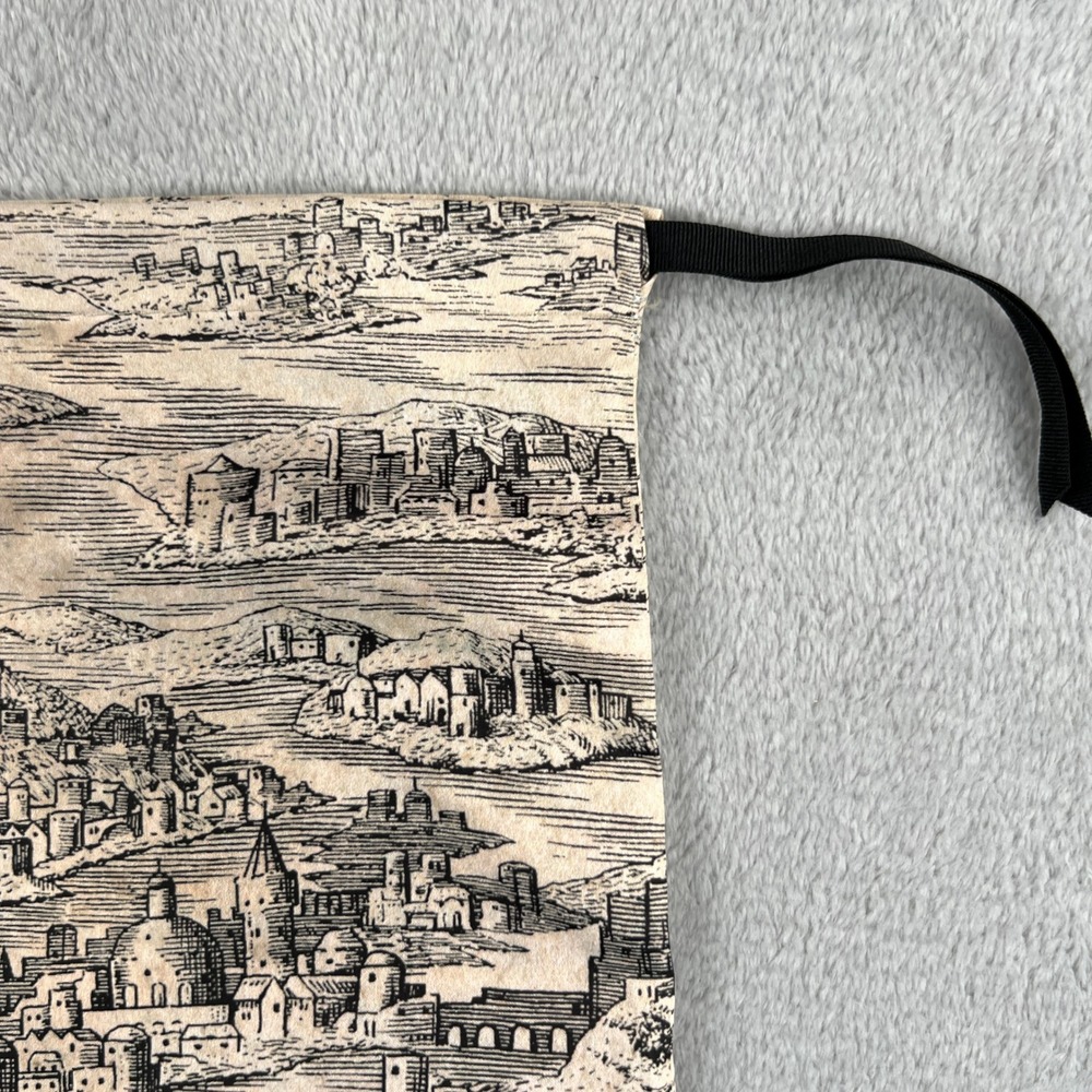 Gucci Original Limited Edition Castle Print Dust Bag 8.5x18 Drawstring Shoe Bag - Picture 2 of 7